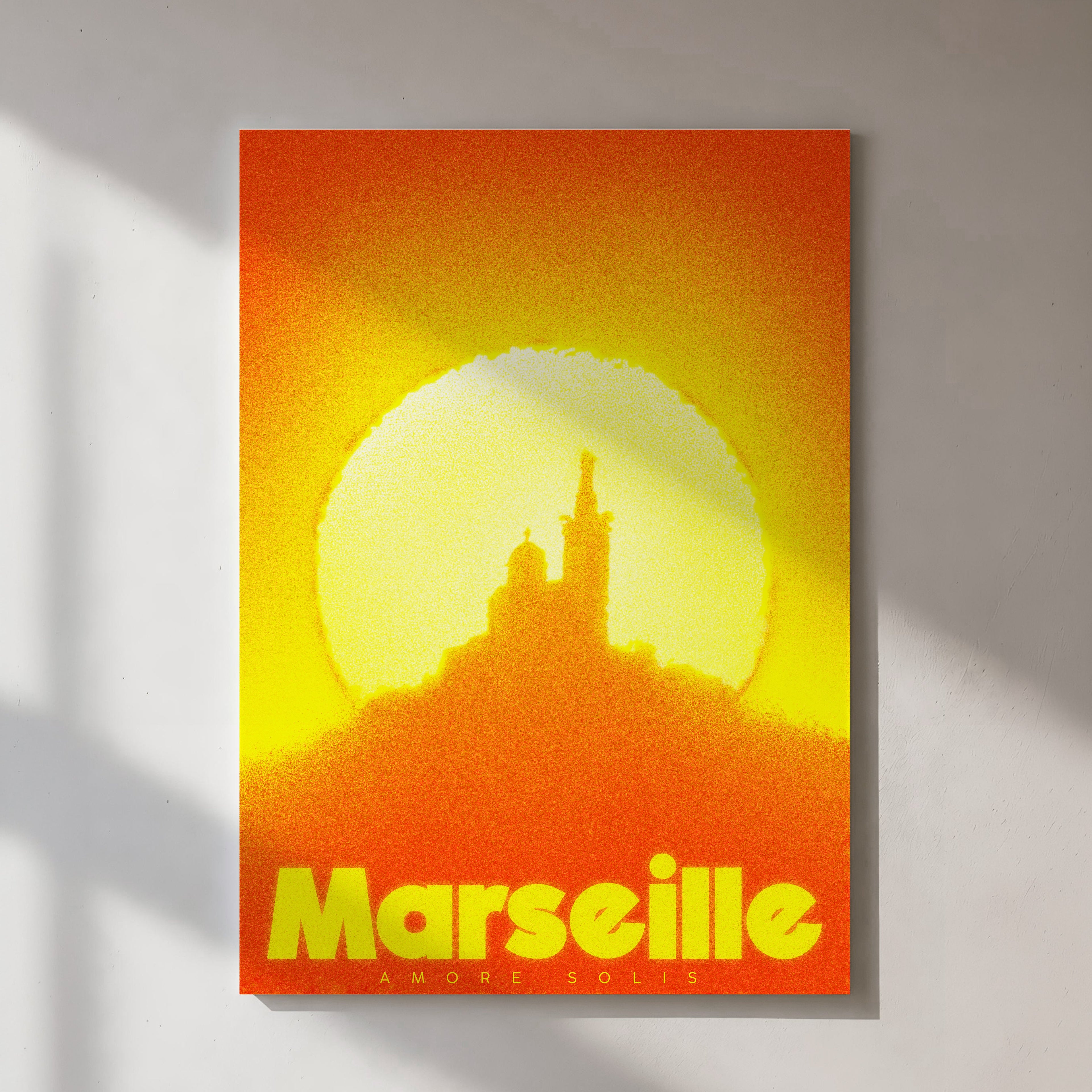 Affiche Marseille Amore Solis – vue lifestyle